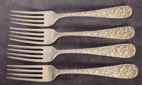 Stieff Sterling Silver Rose Repousse Lot of 4 Dinner Forks 6 7/8"  222 Grams Cover