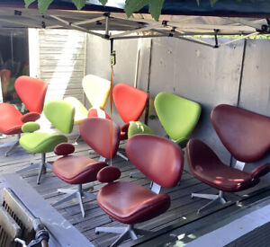 Job Lot Of 8 Funky Leatherette Retro Chairs With Metal Half Swivel Legs  -SS24JS