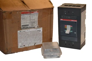(NEW) ABB SACE TMAX T5 L-D 600 T5L-D600 3P Circuit Breaker w/ accessories  - Picture 1 of 9