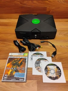 Xbox Original Videospielkonsole Konvolut, Strom & AV Kabel + 4 Spiele OHNE Controller - Bild 1 von 17