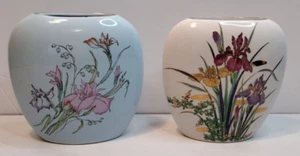 Menge 2 kleine Vintage Japan Porzellan flache Blumenvase Iris (H 4,25" x L 4,5") - Bild 1 von 9
