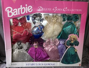 Vintage 1995 Deluxe Barbie Kleid Sammlung (8) schöne Kleider Geldbörsen & Schuhe Neu im Karton - Bild 1 von 9