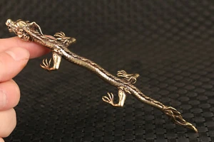 Estatua de dragón fundido a mano chino de bronce fundido a mano colgante netsuke soporte bolígrafo - Imagen 1 de 10