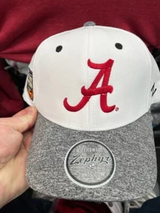 NEU 2024 Final Four Alabama Crimson Tide exklusive Herrenmütze 4/6/24 A Druckknopflasche - Bild 1 von 3