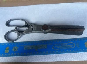Vintage Large Antique Scissors - Picture 1 of 12