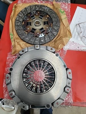Ford OEM 2010-2012 Fusion, Mercury Milan Manual Clutch Pressure Plate Assembly - Image 1 of 4