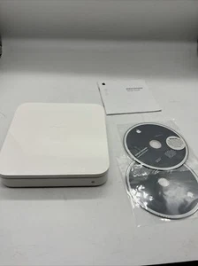 Apple AirPort Extreme Wi-Fi Base Station (4th gen, MC340LL/A, Model No. A1354) 2 - Picture 1 of 3