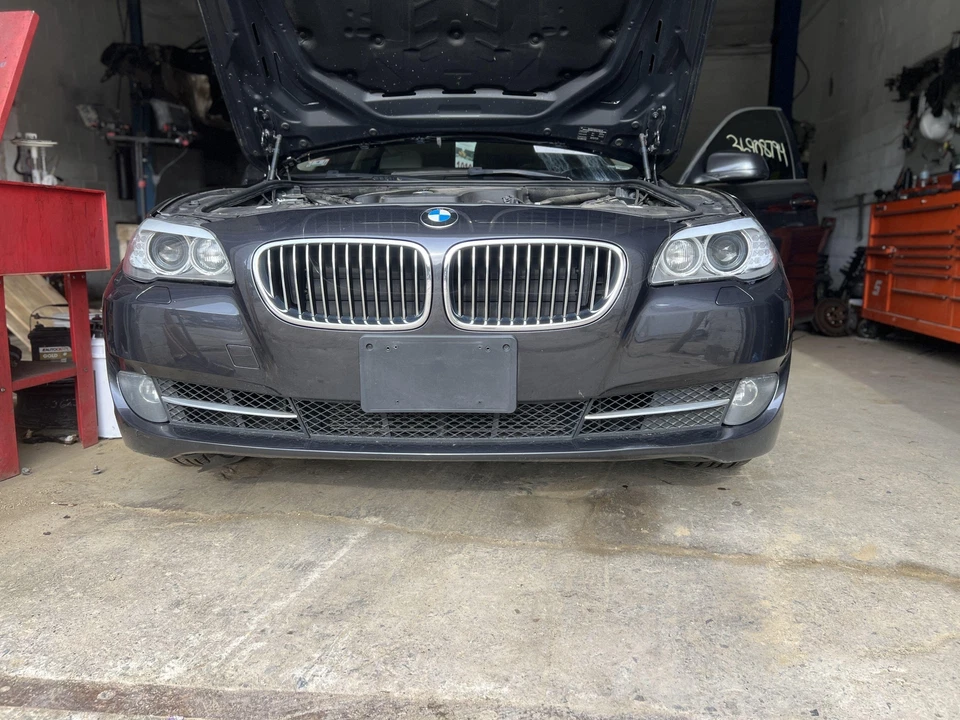 Windshield Glass BMW 528I 13 14 15 16 - Image 1 of 4