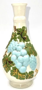 Vintage Vase Kunstkeramik signiert glasiert 9" hoch blaue Trauben 1972 - Bild 1 von 10