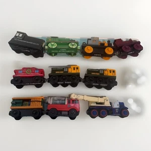 Thomas the Train & Friends Magnet Holzeisenbahn Züge gemischt Feuerwehrauto - Bild 1 von 6