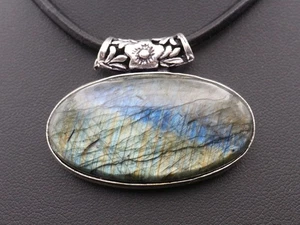 GJ69 GW LABRADORIT OVAL  XL VINTAGE *FeUeR* SILBER-ANHÄNGER TOP +KETTE / LEDER! - Bild 1 von 4