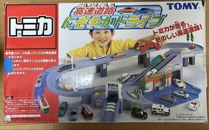 Takara Tomy Tomica World Busy Bustling Highway Drive No cars #590 - Picture 1 of 7
