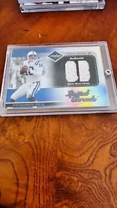 2003 Leaf Limited Football Peyton Manning Limited Threads Worn Patch 55/75 - Picture 1 of 2