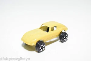PLAYART HONGKONG 7331 JAGUAR TIPO E AMARILLO MUY CASI COMO NUEVO RARO RARO - Imagen 1 de 7