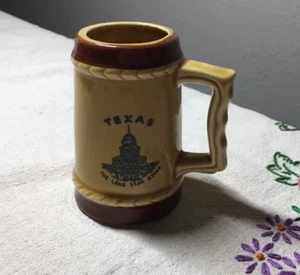 Taza de cerámica de recuerdo vintage TEXAS LONE STAR STATE Stein State Capitol marrón - Imagen 1 de 4