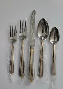 MIKASA Trapunto D'Oro Stainless Flatware Piece Setting MADE IN JAPAN - Picture 1 of 3