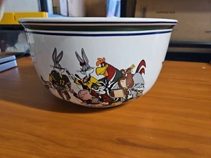 Impresionante tazón grande de palomitas de maíz vintage 1993 Looney Tunes con temática de fútbol gran forma - Imagen 1 de 6