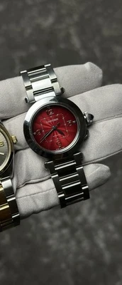 Reloj automático para mujer Cartier Pasha esfera roja 35 mm acero inoxidable WSPA0031 BP Foto 1 de 4