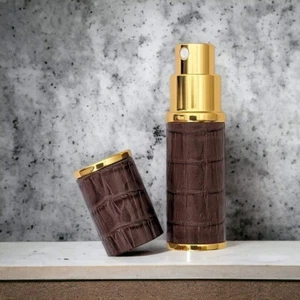 Brown & Gold Crocodile Look Travel Atomiser 10ml Gift Boxed with funnel - Foto 1 di 4