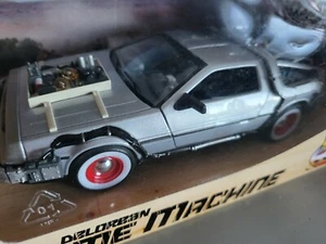 Die cast 1:24 Iconic Giorgetto Giugiaro DE LOREAN "BACK TO THE FUTURE III" TYPE. - Foto 1 di 9