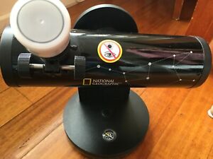 NATIONAL GEOGRAPHIC 76MM Compact Reflector Telescope 76350 Compact Telescope