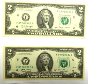US 2 DOLLAR BILL UNCIRCULATED SEQUENTIAL(2) MIXED BROKEN LADDER (07060975-6)t56s - Picture 1 of 6