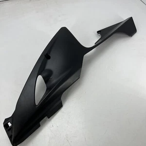 Honda CBR1000RR FIREBLADE 11-14 links unter Motorhaube Pt.no 64460-MGP-D000 #H8 - Bild 1 von 24