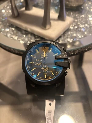 Juego de altavoces Ed Hardy con correa de silicona negra para hombre 53 mm y Bluetooth Foto 1 de 4