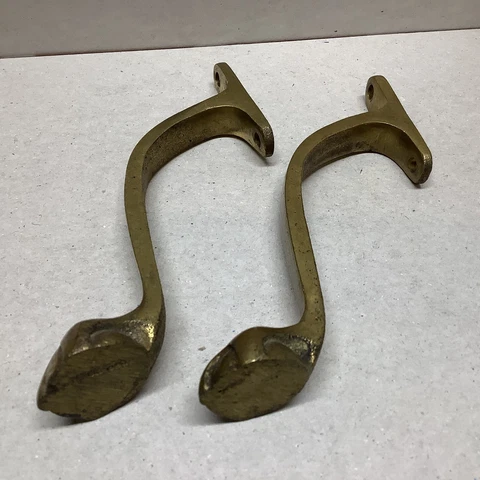 VINTAGE ANTIQUE FURNITURE HARDWARE 2 ORNATE BRASS CLAW FOOT LEG P134 Cover