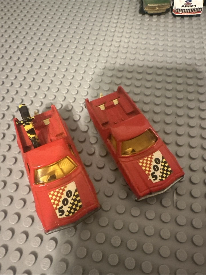 2x Lesney Matchbox Superfast 1977 Red Holden Red Pick-Up No. 60 England - Image 1 of 4