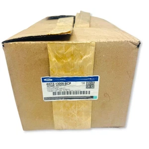 Ford 4W7Z-13008-BCP Right RH Head Lamp Light fits Crown Victoria, Genuine OEM - Picture 1 of 9