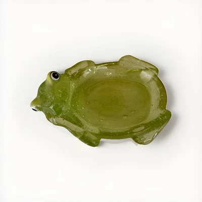 Suporte para saboneteira ou bugiganga MCM resina poli verde transparente em forma de sapo 6" L x 5" W - Imagem 1 de 4