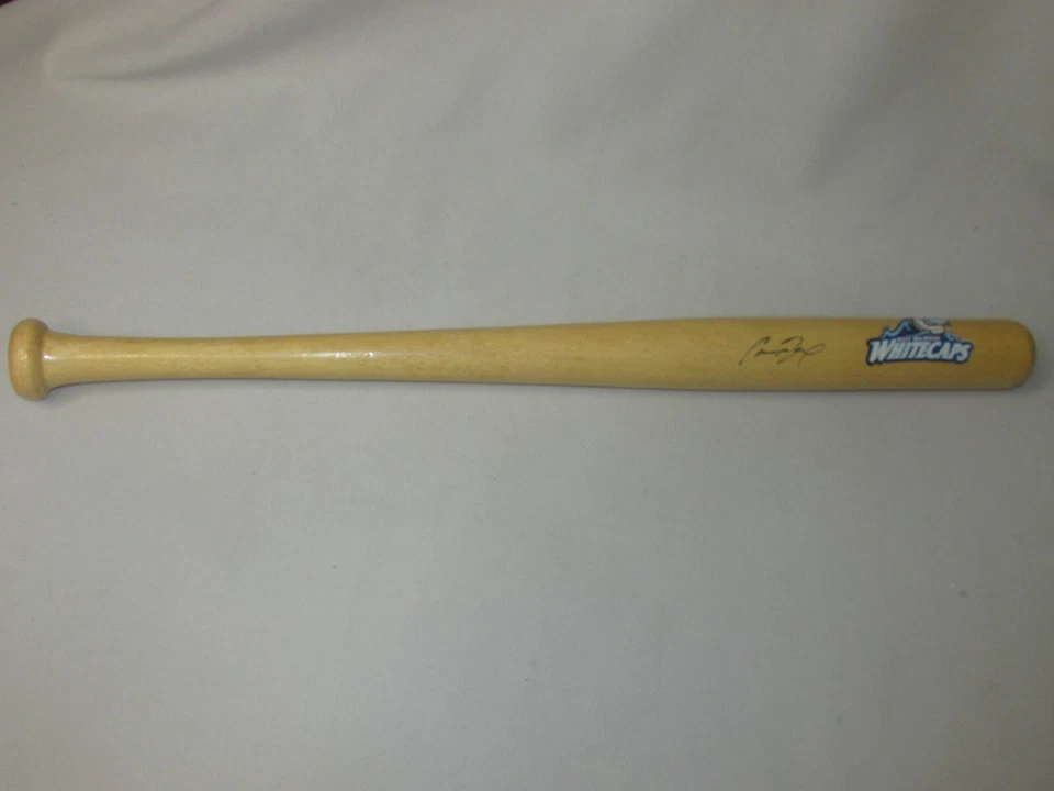 Cameron Maybin Signed Bat * West Michigan Whitecaps * High A Detroit Tigers - Image 1 of 4