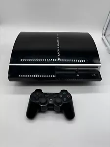 PS3 Playstation 3 Slim Konsole FAT in schwarz mit einem Controller - Bild 1 von 4