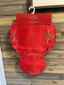 Neu Lenox Holiday Nouveau Cutwork Deko Herzstück Läufer Weihnachten - Bild 1 von 15