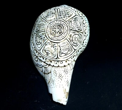 Tallado a mano Tibetano Shankh Caracola Real Cuerno Trompeta Budismo Estatua Buda Foto 1 de 4