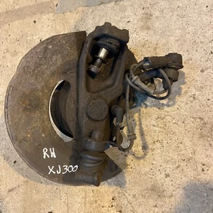 Jaguar - X300 Front Hub assy O/S, RHF, Right Hand - Picture 1 of 7