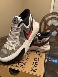 NIKE KYRIE 8 GO GS White/University Red-Black KIDS SIZE 1Y - Picture 1 of 7