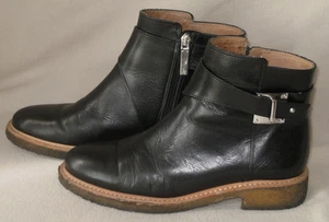 LOUISE ET CIE BLACK LEATHER BUCKLE RUBBER OUTSOLES ANKLE BOOTS SIZE 8 - Picture 1 of 13