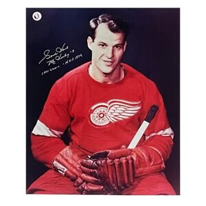 GORDIE HOWE Signed 16x20 Photo W/"Mr.Hockey #9 1071 goals - HOF 1972" - 79168