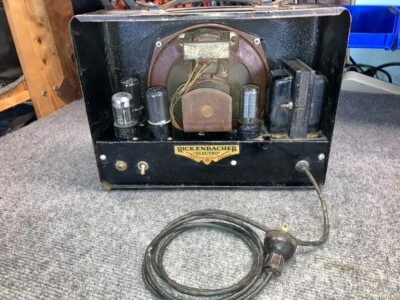 Amplificador de tubo de guitarra de metal Rickenbacher "Electro" modelo 59 amplificador Rickenbacker Foto 1 de 4