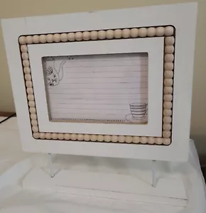 picture frame Stands, Holds 6 X 4 In Photos - Picture 1 of 2