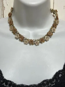 Collana vintage Coro beige e marrone conchiglia floreale e strass, tono oro (N1051 - Foto 1 di 22