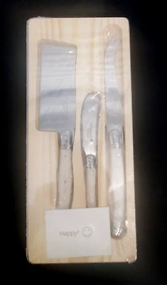Juego de 3 cuchillos y tablas culinarias para queso y verduras French LAGUIOLE Foto 1 de 4