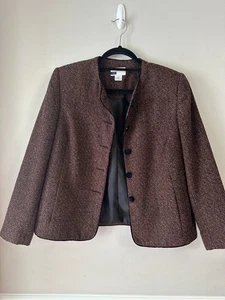 Vintage Koret Tweed Blazer Size 10P  Black Red Tan 5 Black Velvet Buttons & Trim - Picture 1 of 7