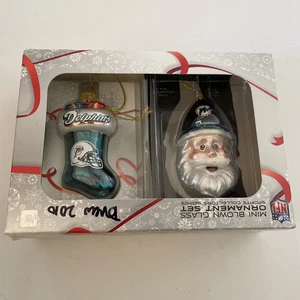 Juego de adornos de vidrio soplado Miami Dolphins - Oficial NFL 2010 - Papá Noel y Medias - Imagen 1 de 10