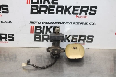 78-79 JUEGO DE LLAVES DE ENCENDIDO SUZUKI GS1000 CON TAPA DE GAS BB787 Foto 1 de 4