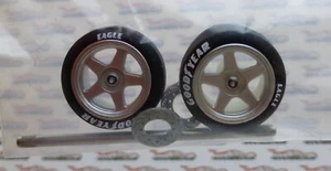 EJE DELANTERO CON LLANTAS DE 5 BRAZOS FERRARI F40 B366 REF.79366 FLY - Imagen 1 de 1