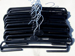 15 x Perchas para Pantalones Perchas de Plástico con Barra, Línea de Liquidación Negra - Imagen 1 de 4