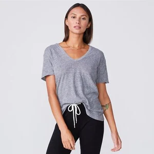 MONROW Women's Gray Textured Tri-Blend Relaxed V Neck Tee T-Shirt Size XL NWOT - Picture 1 of 12